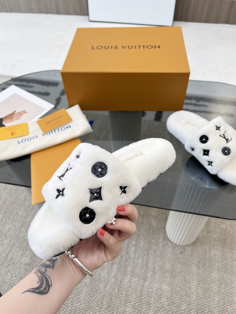 Louis Vuitton Slippers